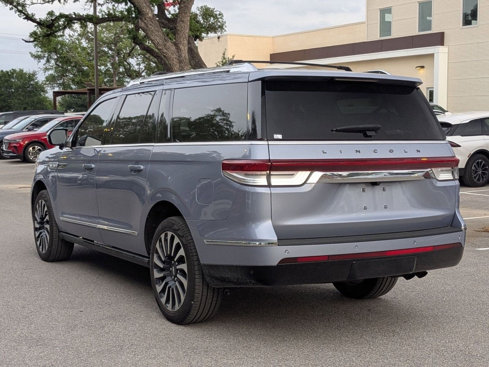2024 Lincoln Navigator L Black Label