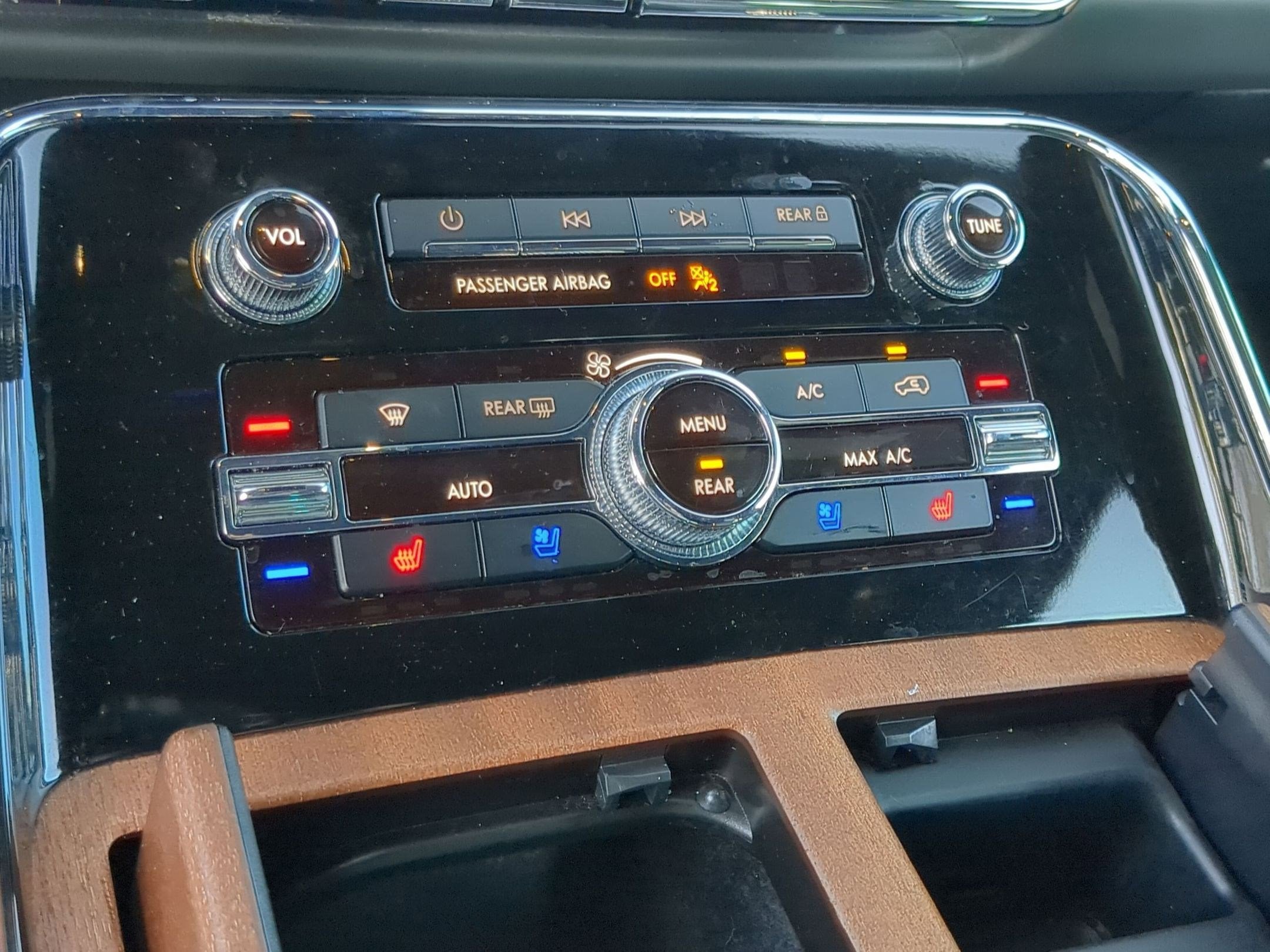 2023 Lincoln Navigator L Black Label