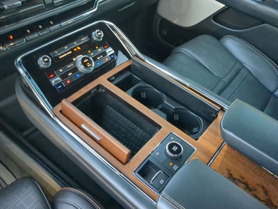 2023 Lincoln Navigator L Black Label