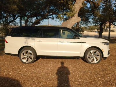 2026 Lincoln Navigator L Black Label