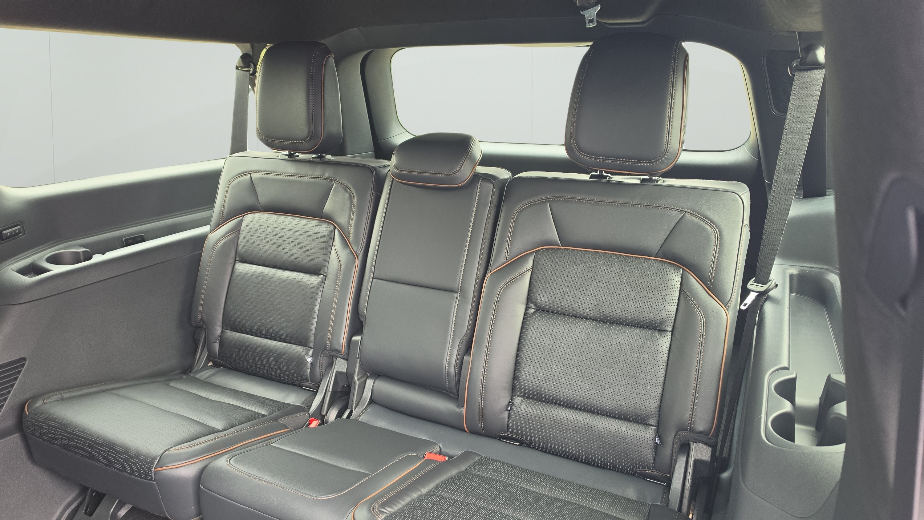 2027 Lincoln Navigator L Black Label