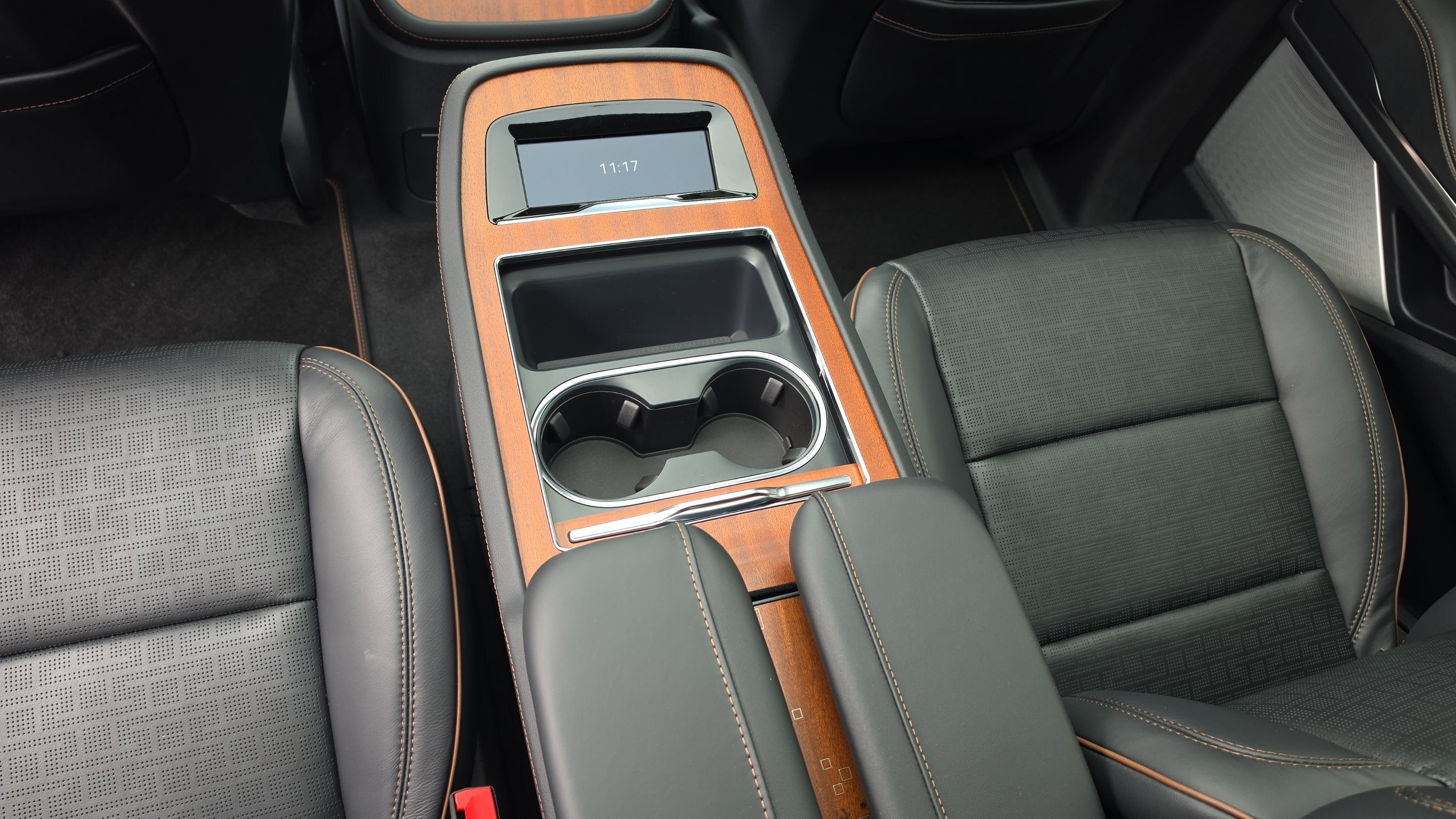2027 Lincoln Navigator L Black Label