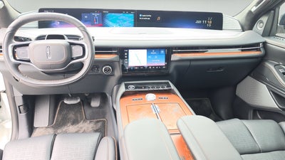 2027 Lincoln Navigator L Black Label