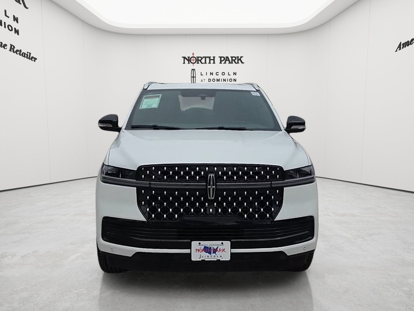 2027 Lincoln Navigator L Black Label