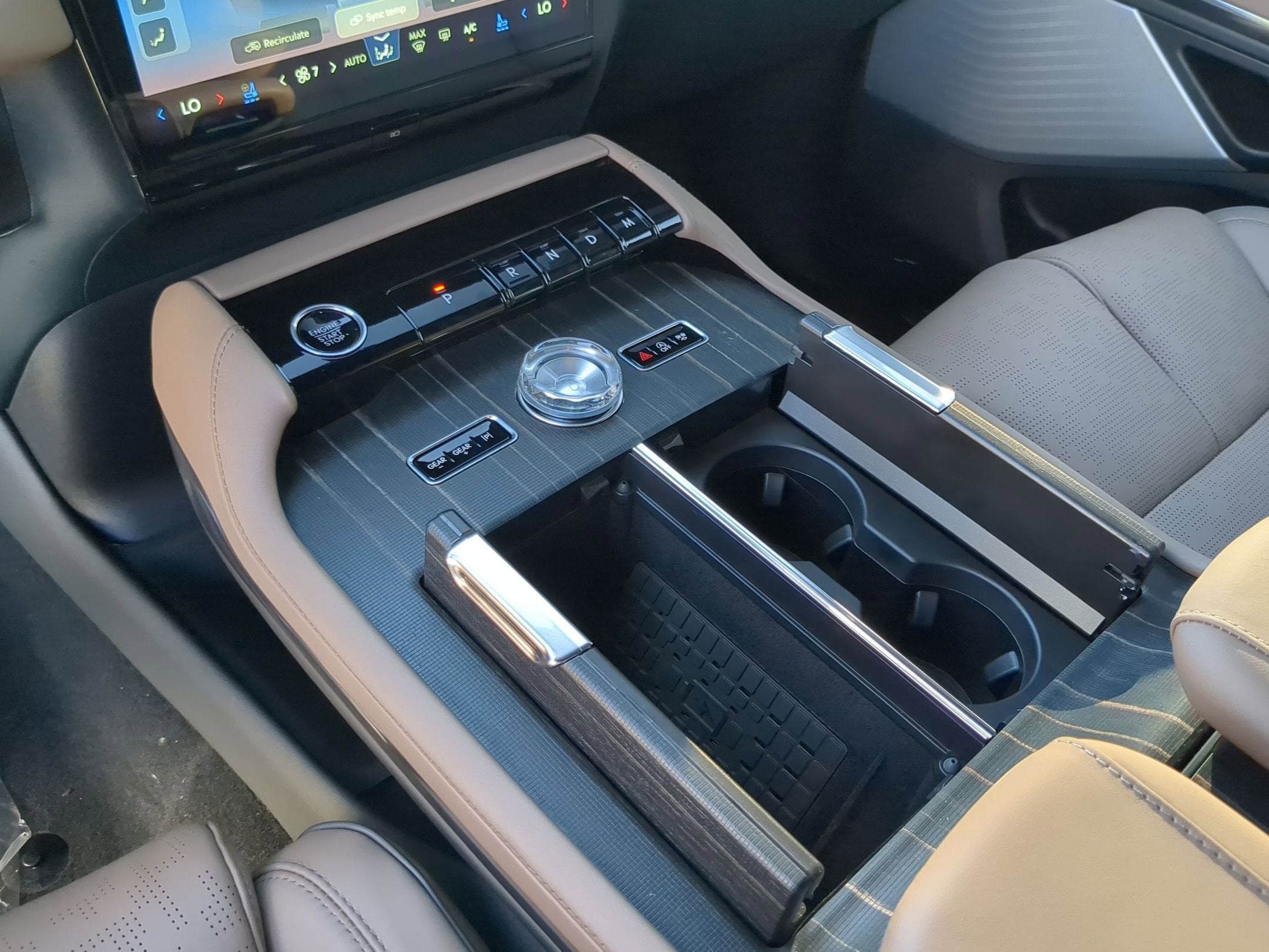 2025 Lincoln Navigator L Black Label