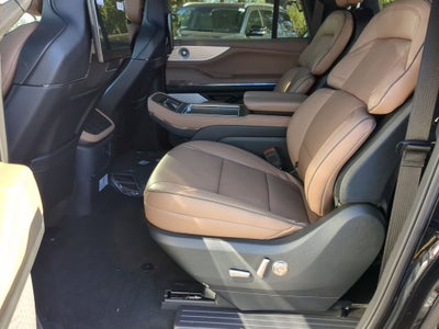 2025 Lincoln Navigator L Black Label