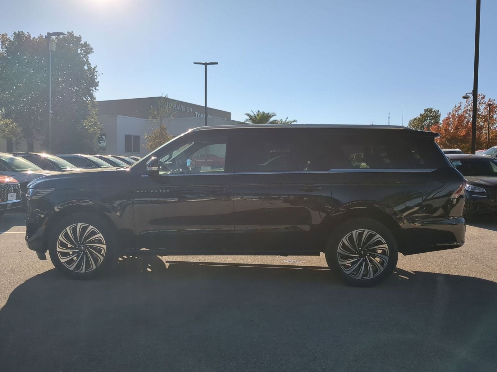 2025 Lincoln Navigator L Black Label