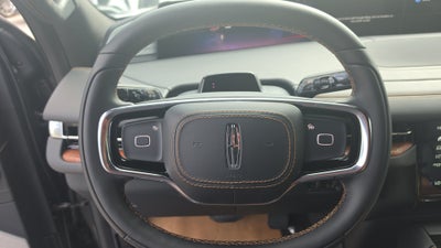 2027 Lincoln Navigator L Black Label