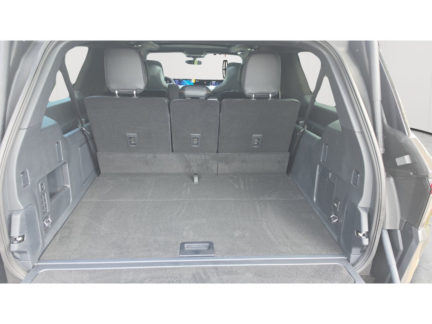 2027 Lincoln Navigator L Black Label