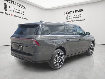 2027 Lincoln Navigator L Black Label