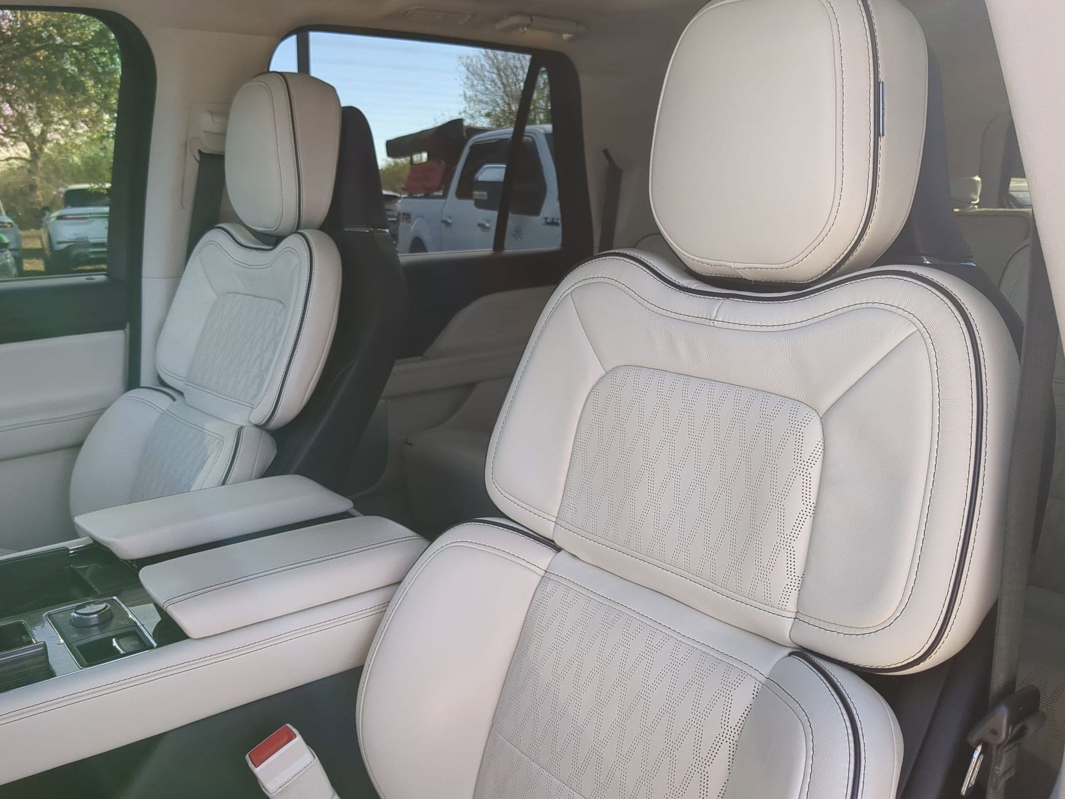 2023 Lincoln Navigator L Black Label