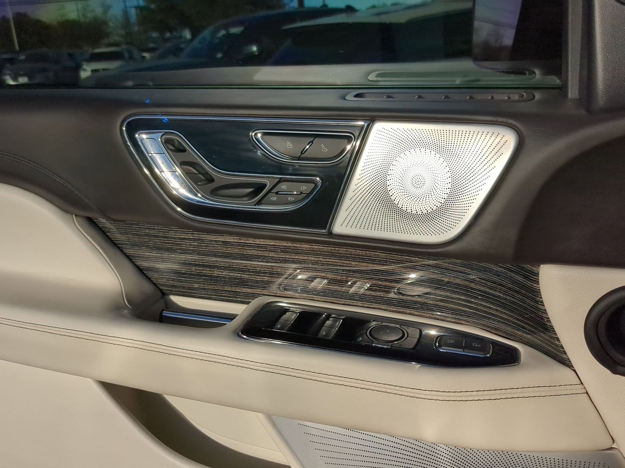 2023 Lincoln Navigator L Black Label