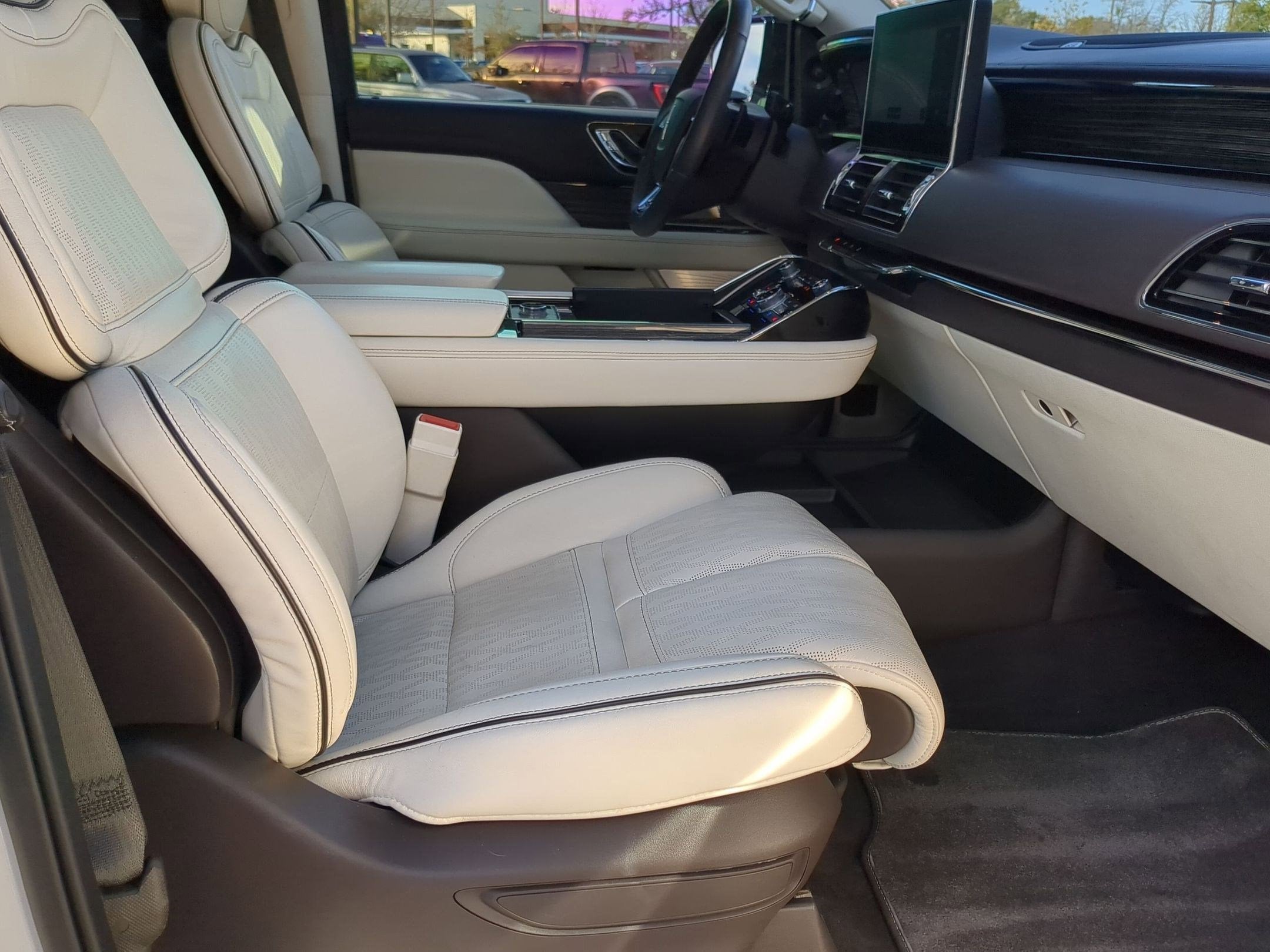 2023 Lincoln Navigator L Black Label