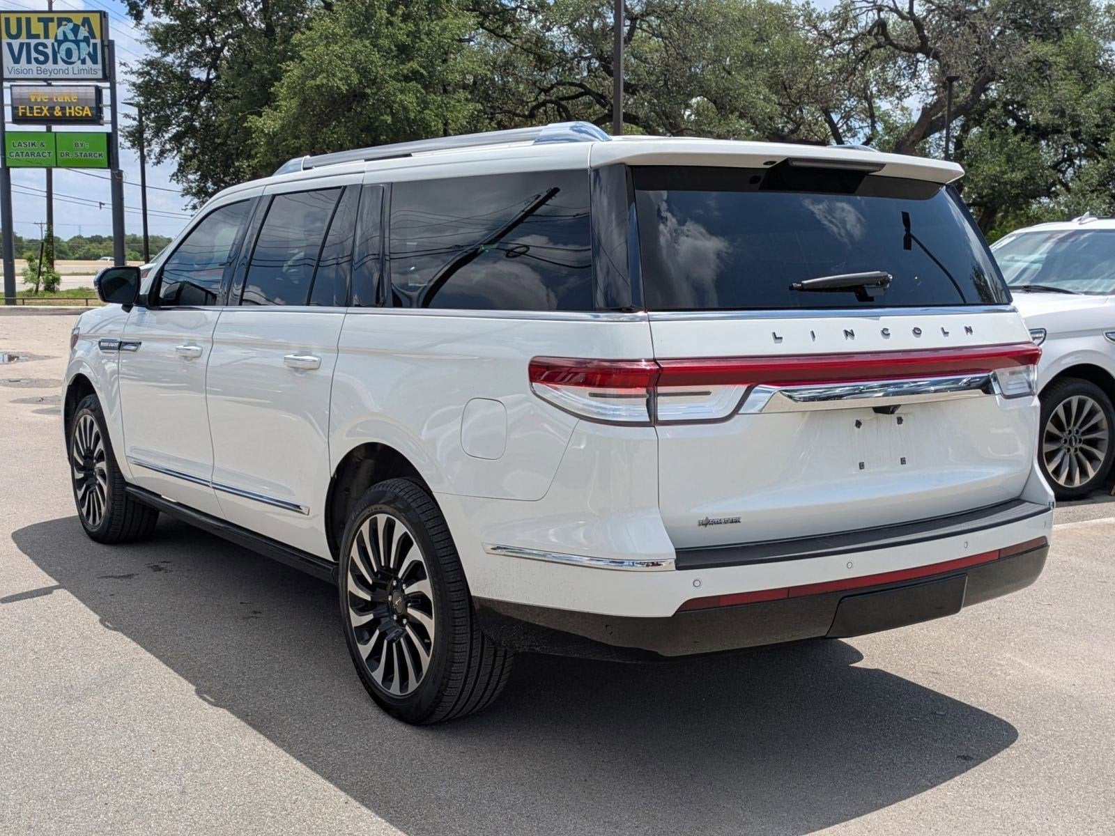 2024 Lincoln Navigator L Black Label