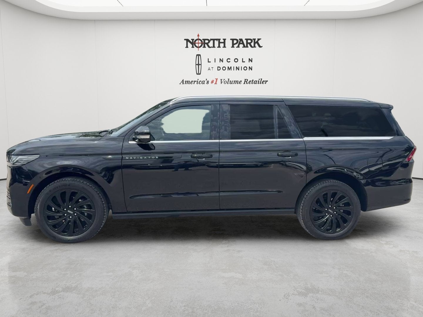 2025 Lincoln Navigator L Black Label