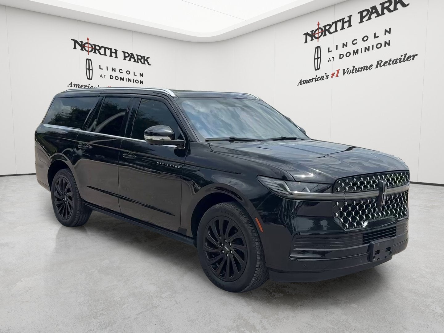 2025 Lincoln Navigator L Black Label