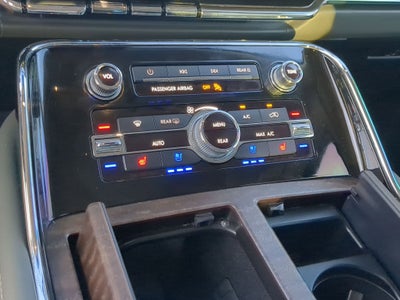 2022 Lincoln Navigator L Black Label