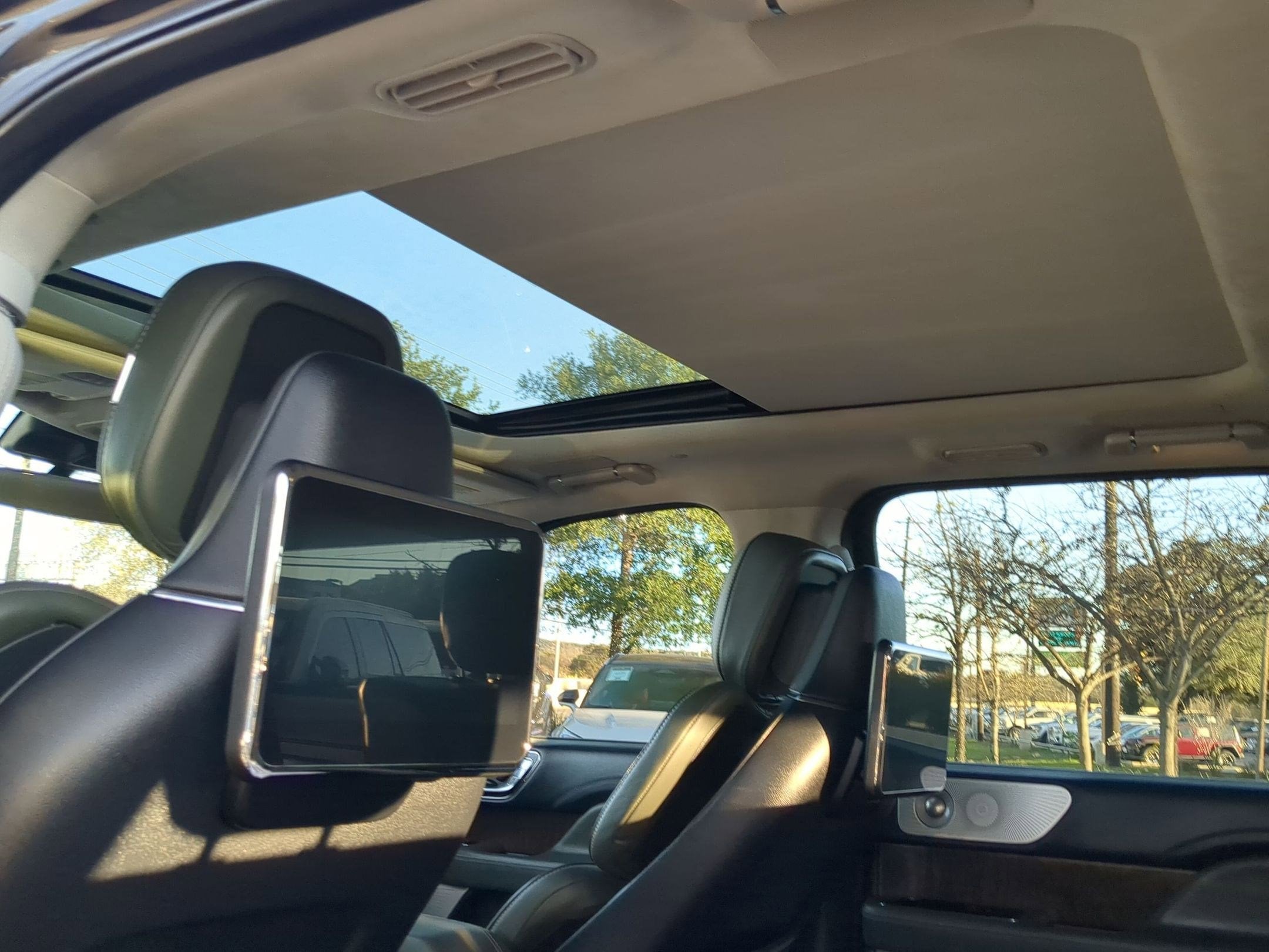 2022 Lincoln Navigator L Black Label