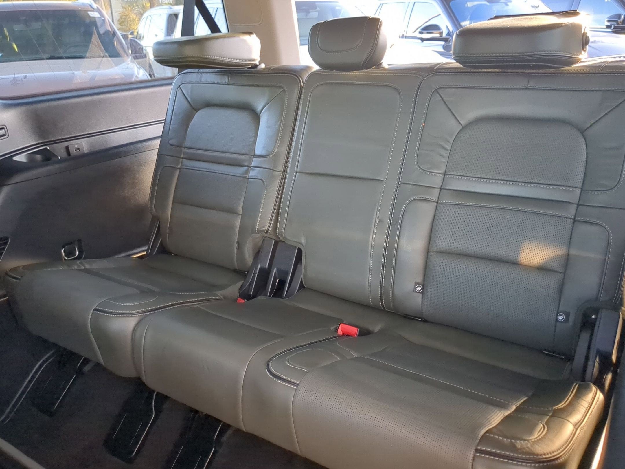 2022 Lincoln Navigator L Black Label