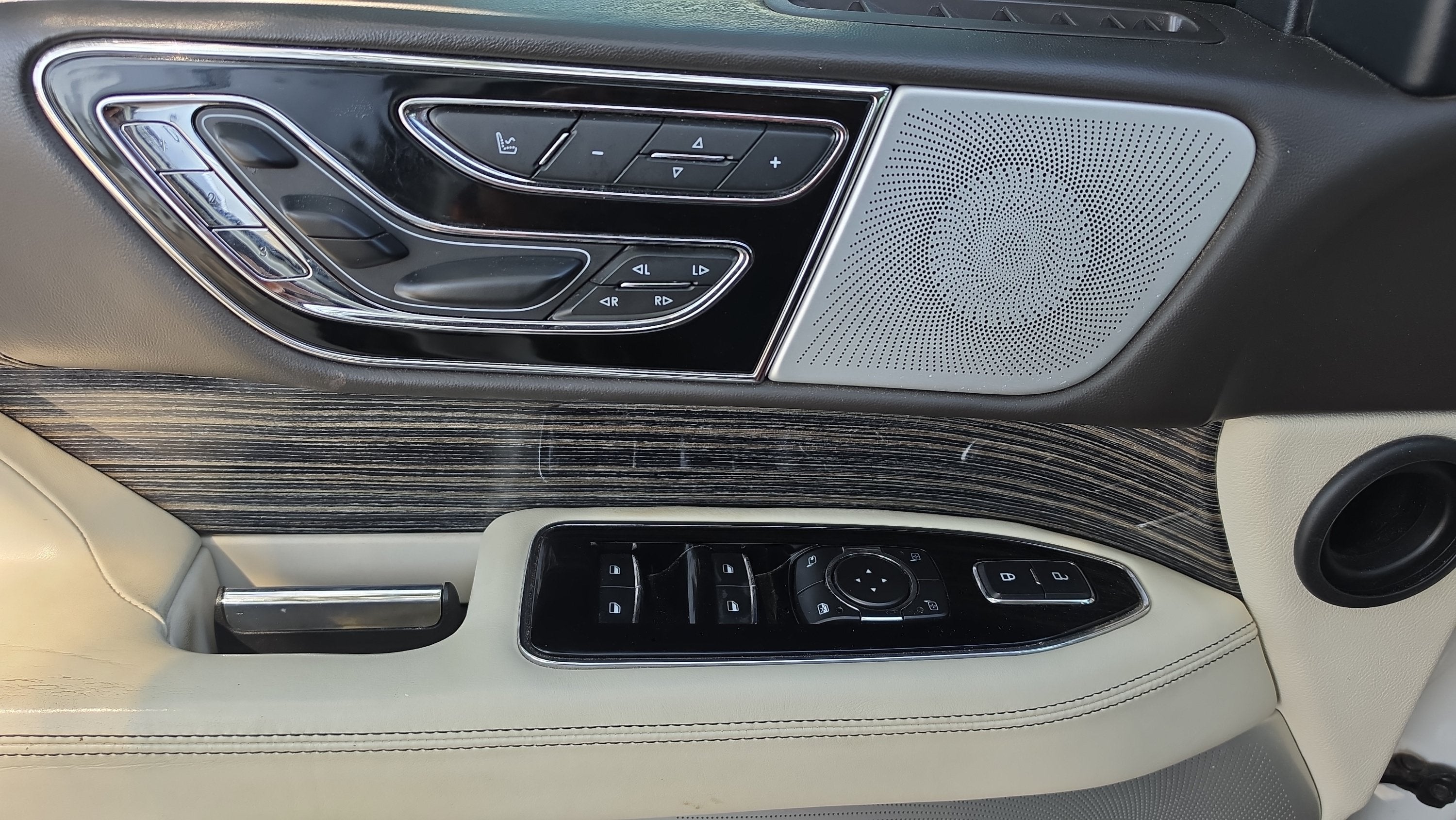 2021 Lincoln Navigator L Black Label