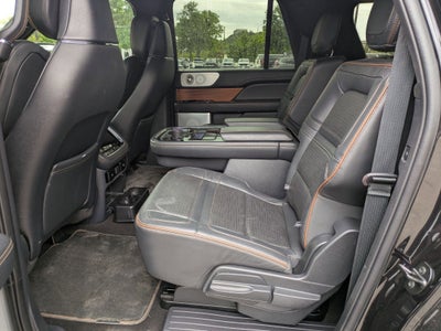 2022 Lincoln Navigator L Black Label