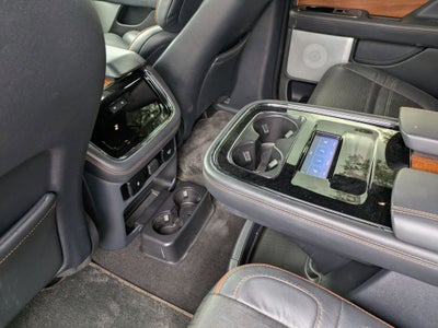 2022 Lincoln Navigator L Black Label