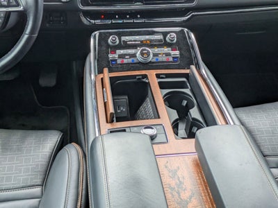 2022 Lincoln Navigator L Black Label