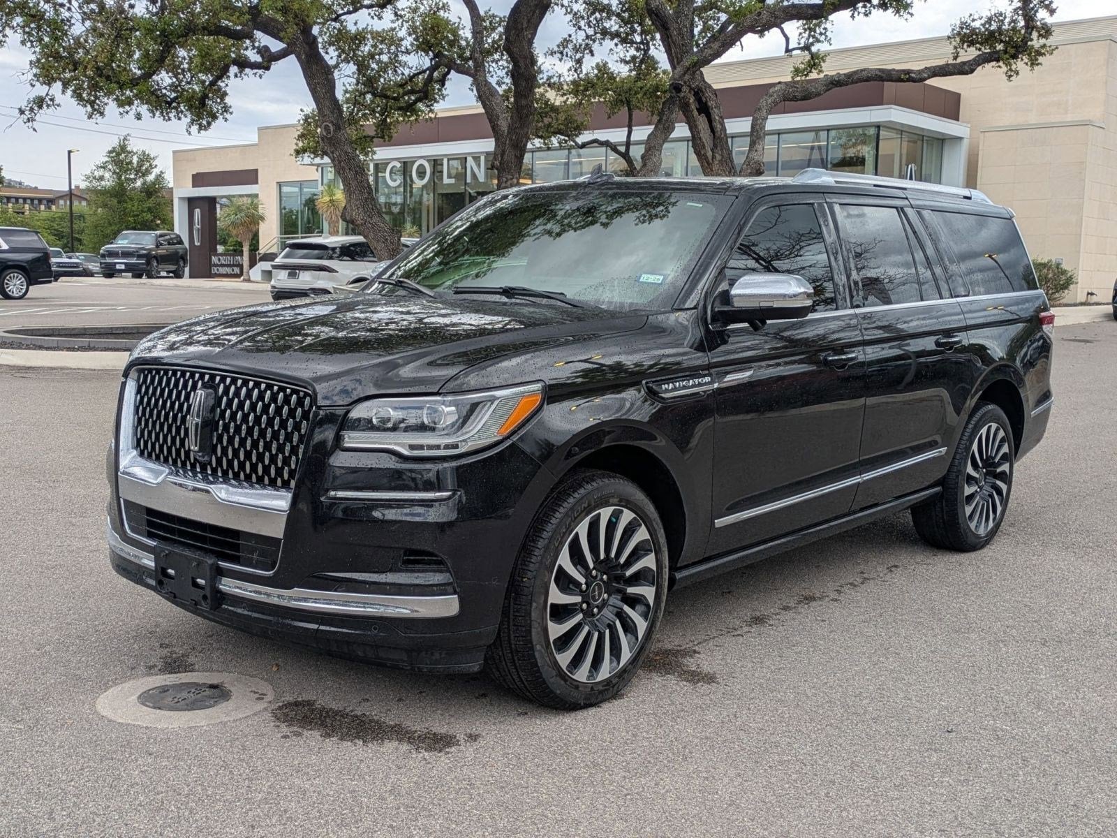 2022 Lincoln Navigator L Black Label