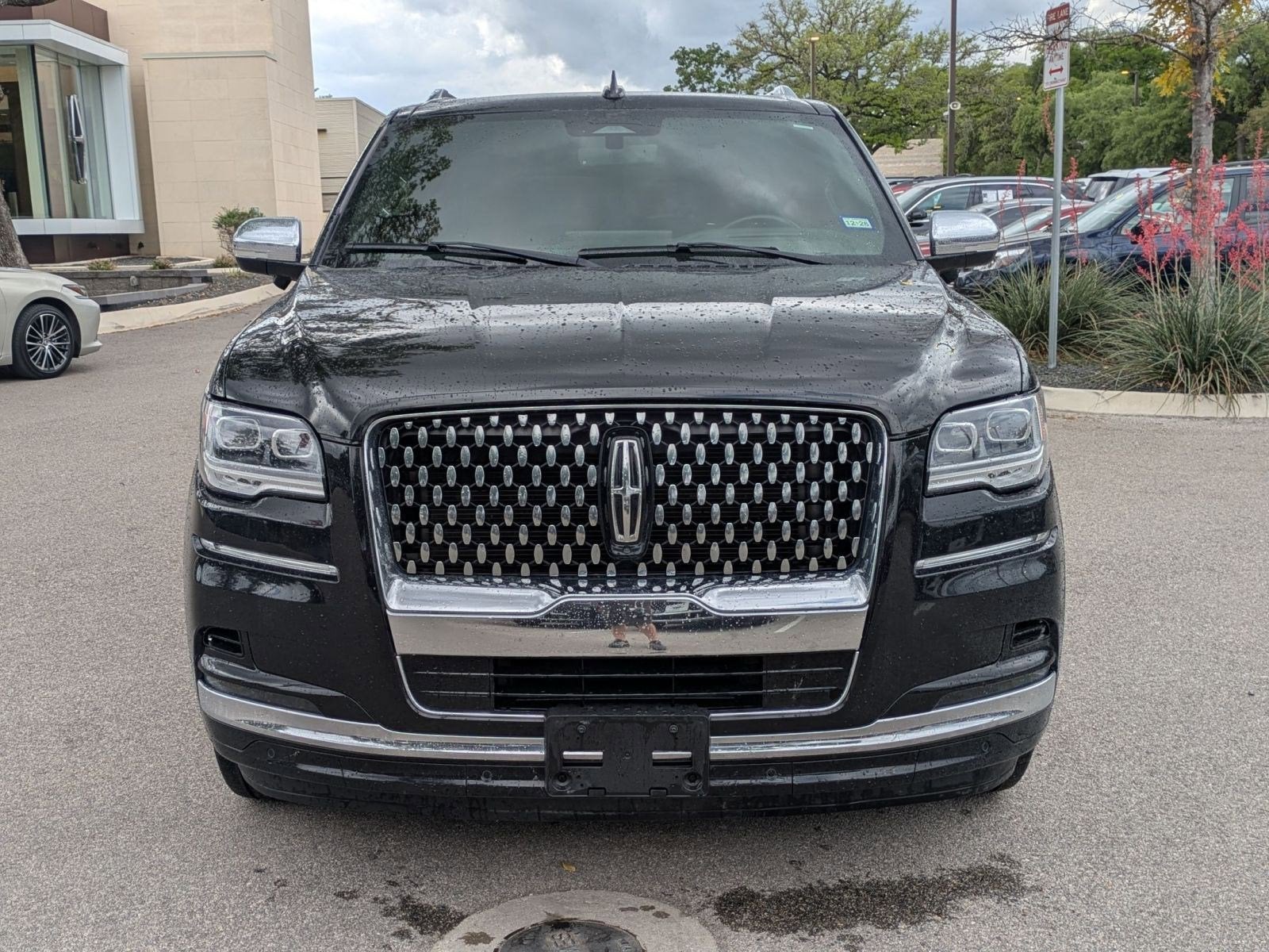 2022 Lincoln Navigator L Black Label
