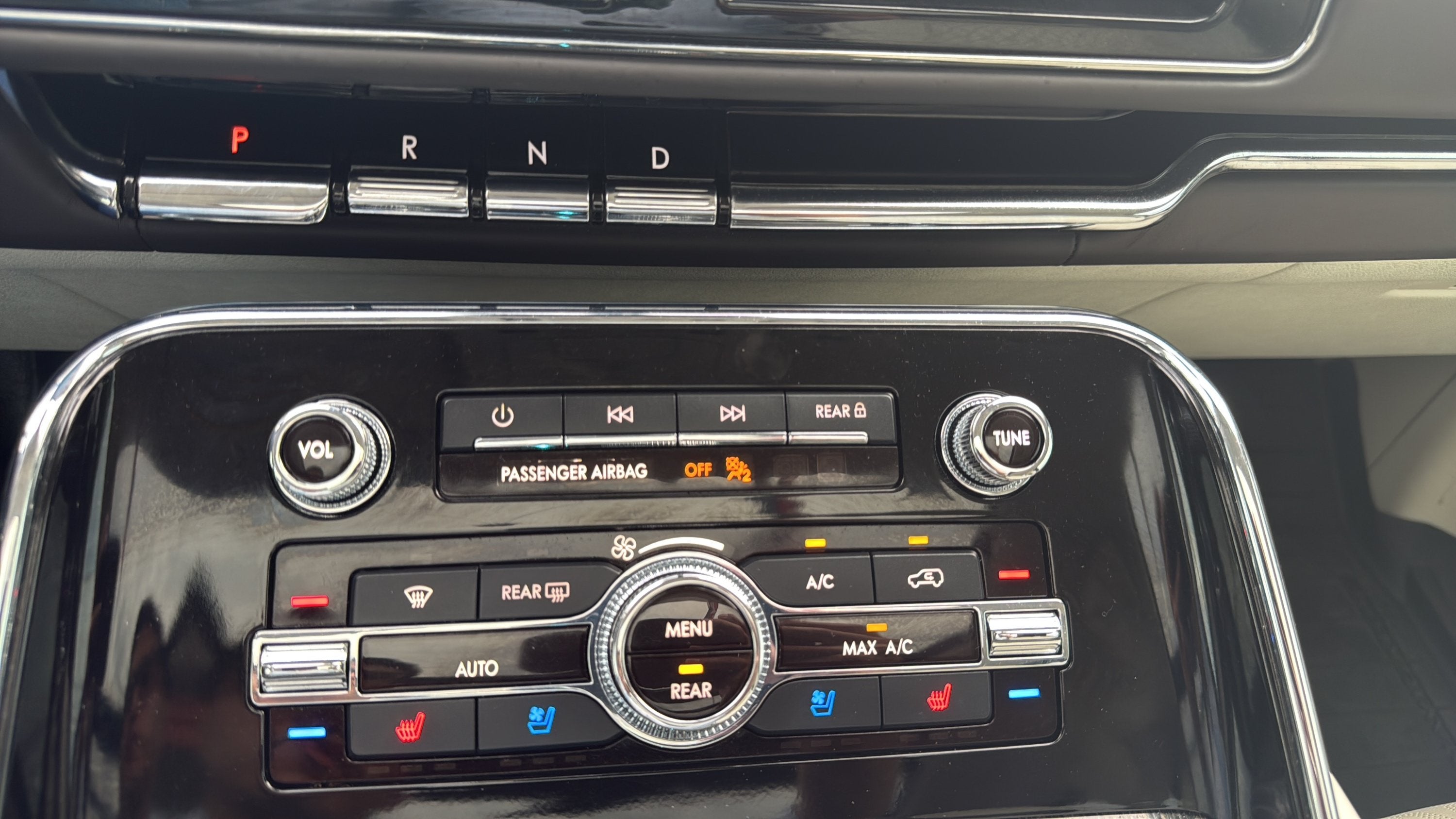 2022 Lincoln Navigator L Black Label