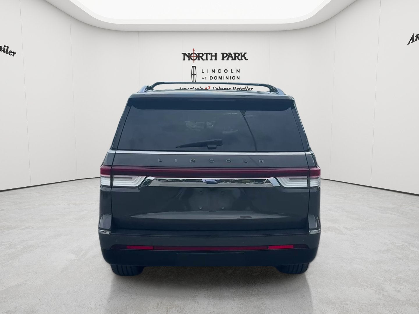 2022 Lincoln Navigator L Black Label