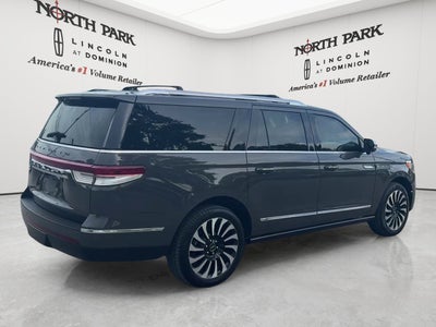 2022 Lincoln Navigator L Black Label