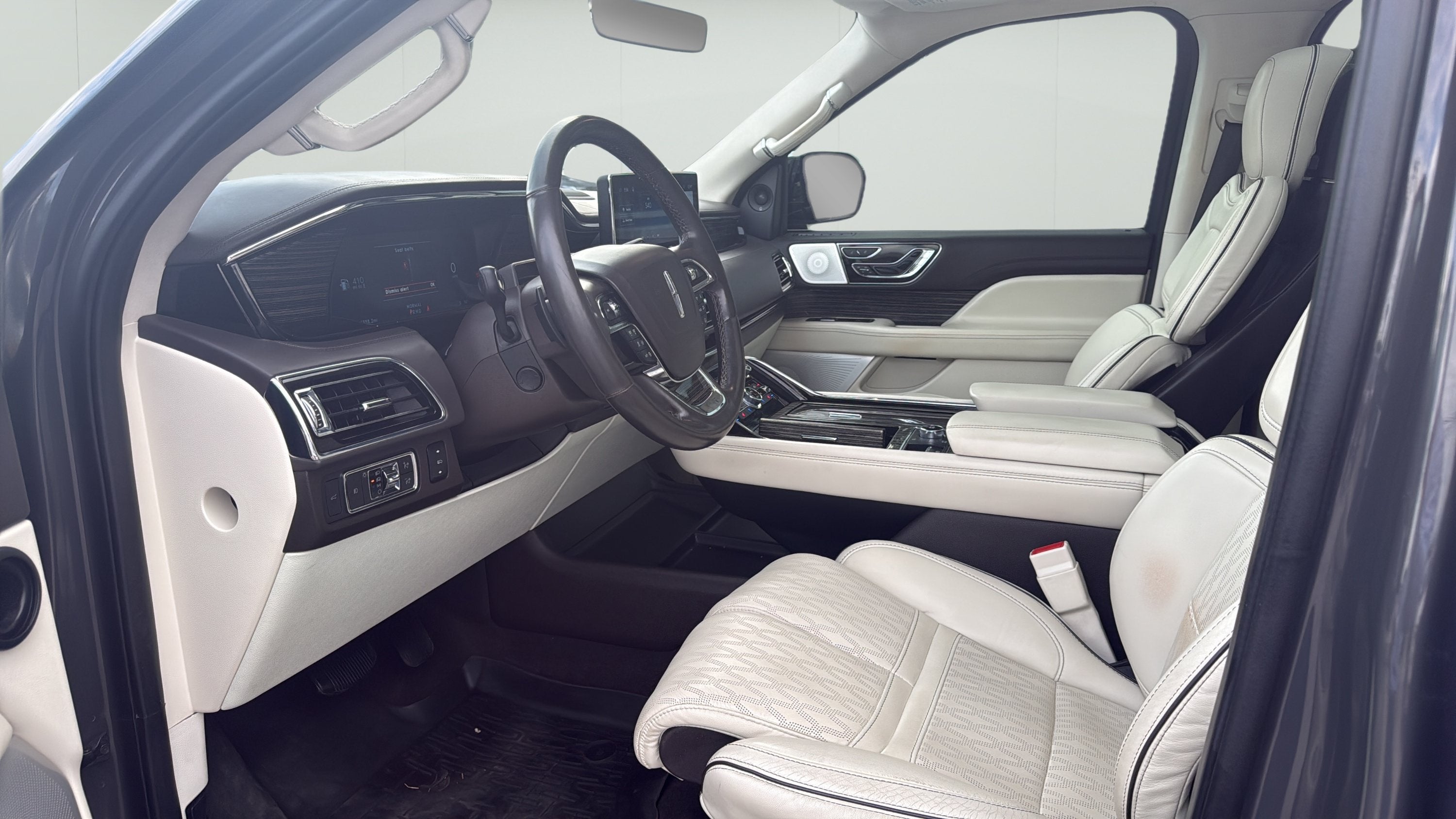 2022 Lincoln Navigator L Black Label