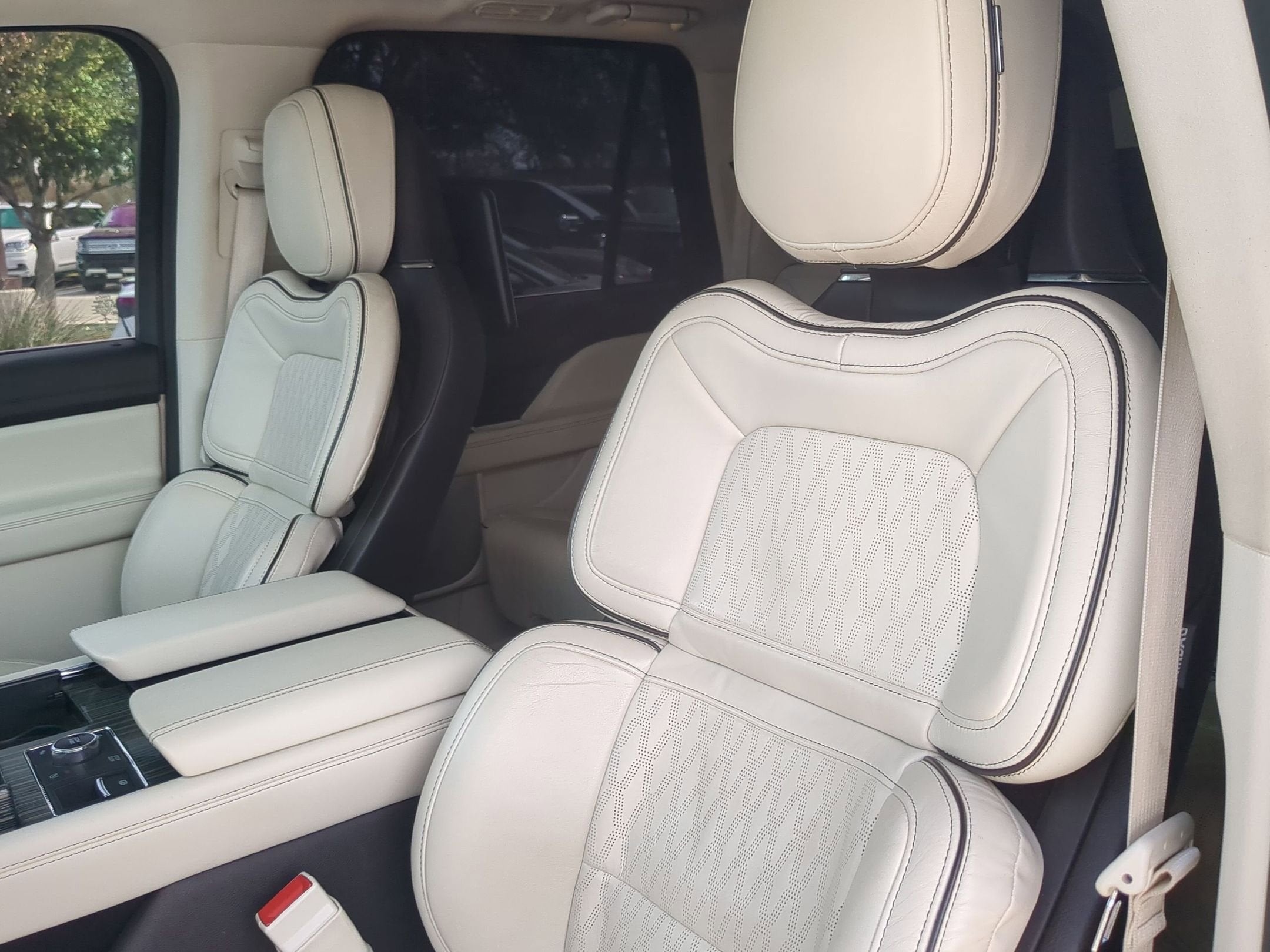 2021 Lincoln Navigator L Black Label