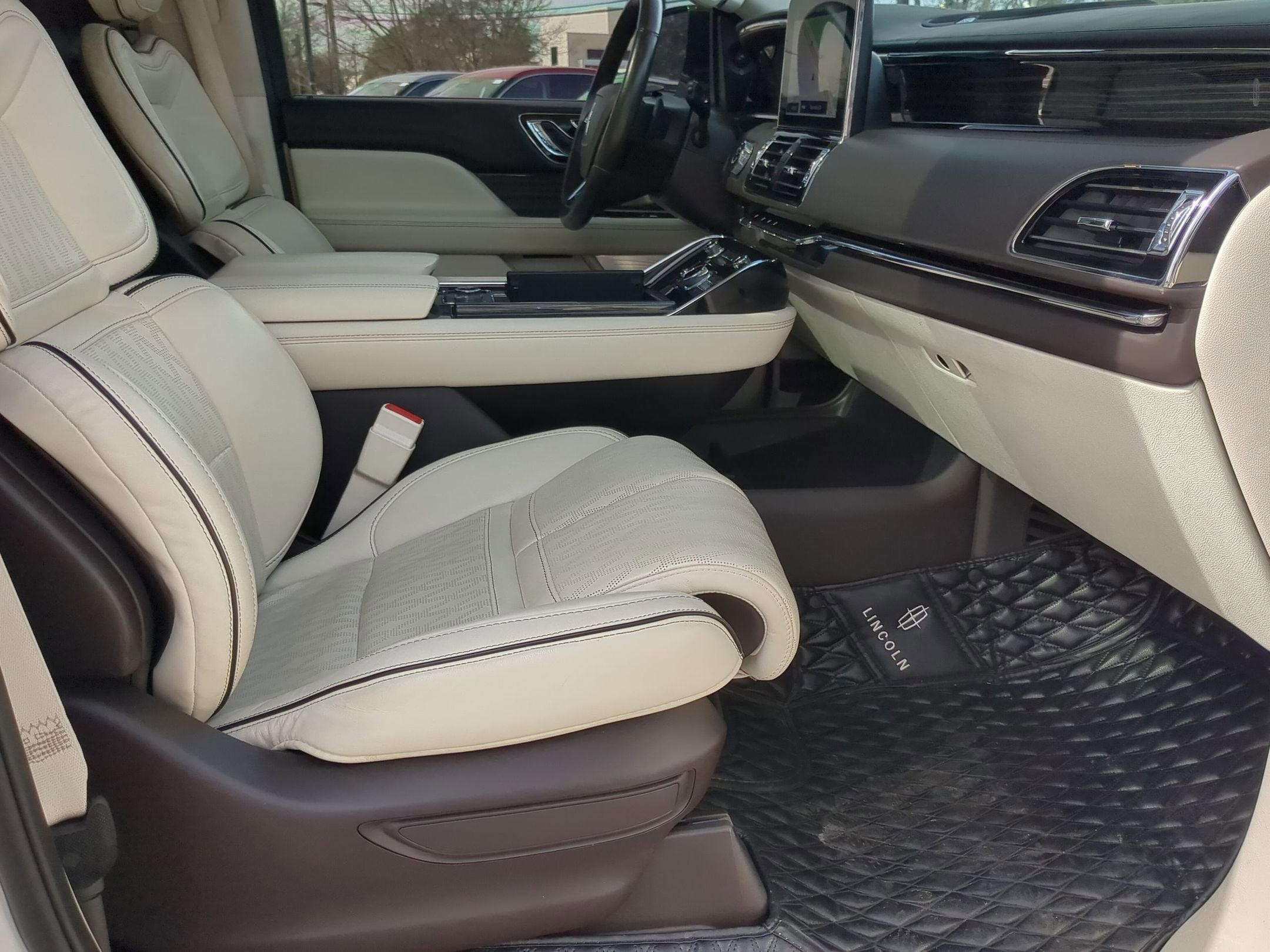 2021 Lincoln Navigator L Black Label