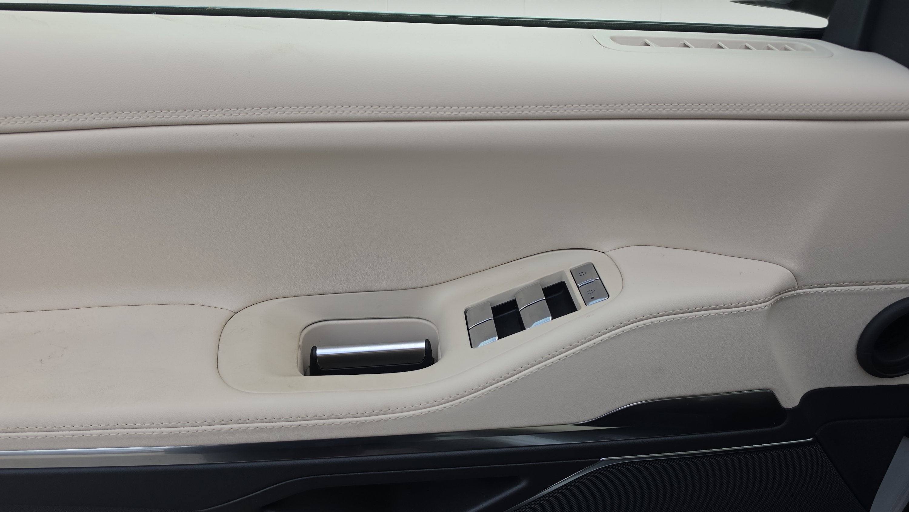 2027 Lincoln Navigator L Premiere