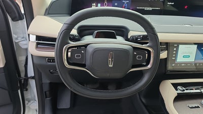 2027 Lincoln Navigator L Premiere