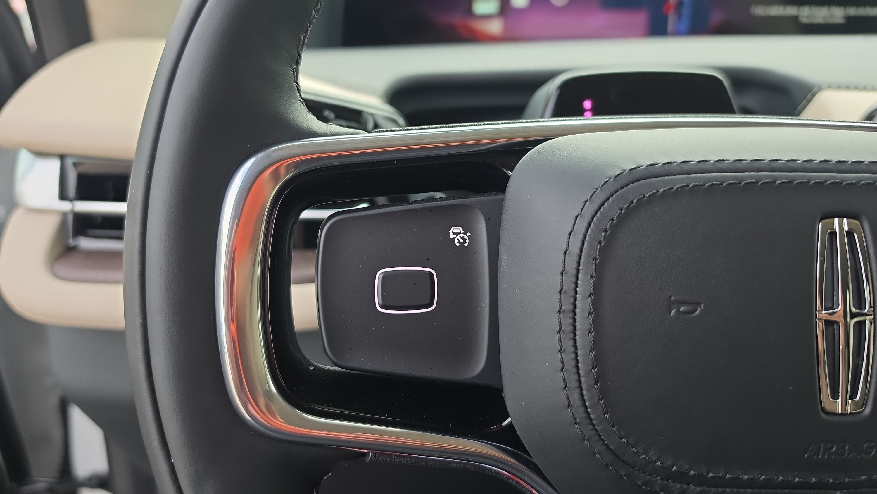 2027 Lincoln Navigator L Premiere