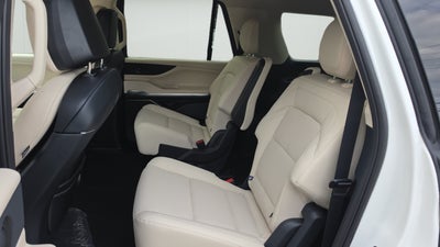 2027 Lincoln Navigator L Premiere
