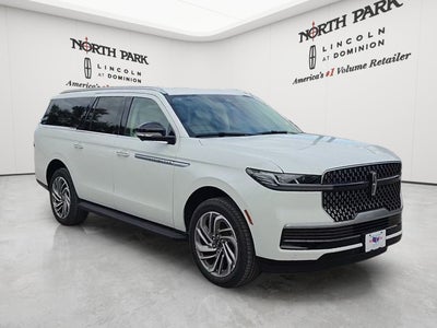 2027 Lincoln Navigator L Premiere