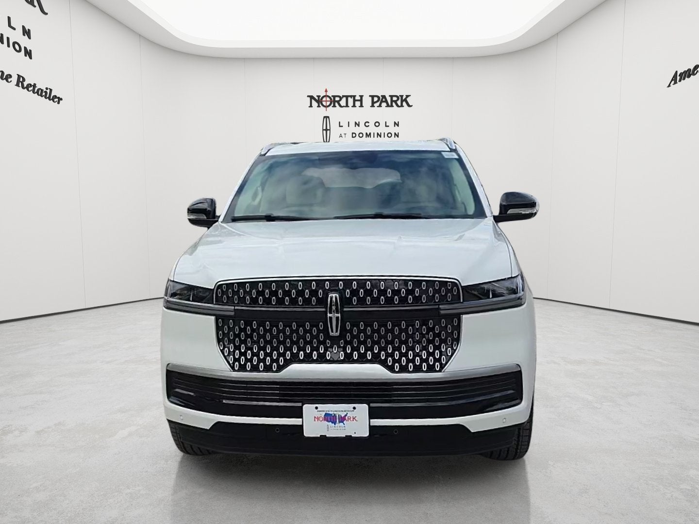 2027 Lincoln Navigator L Premiere