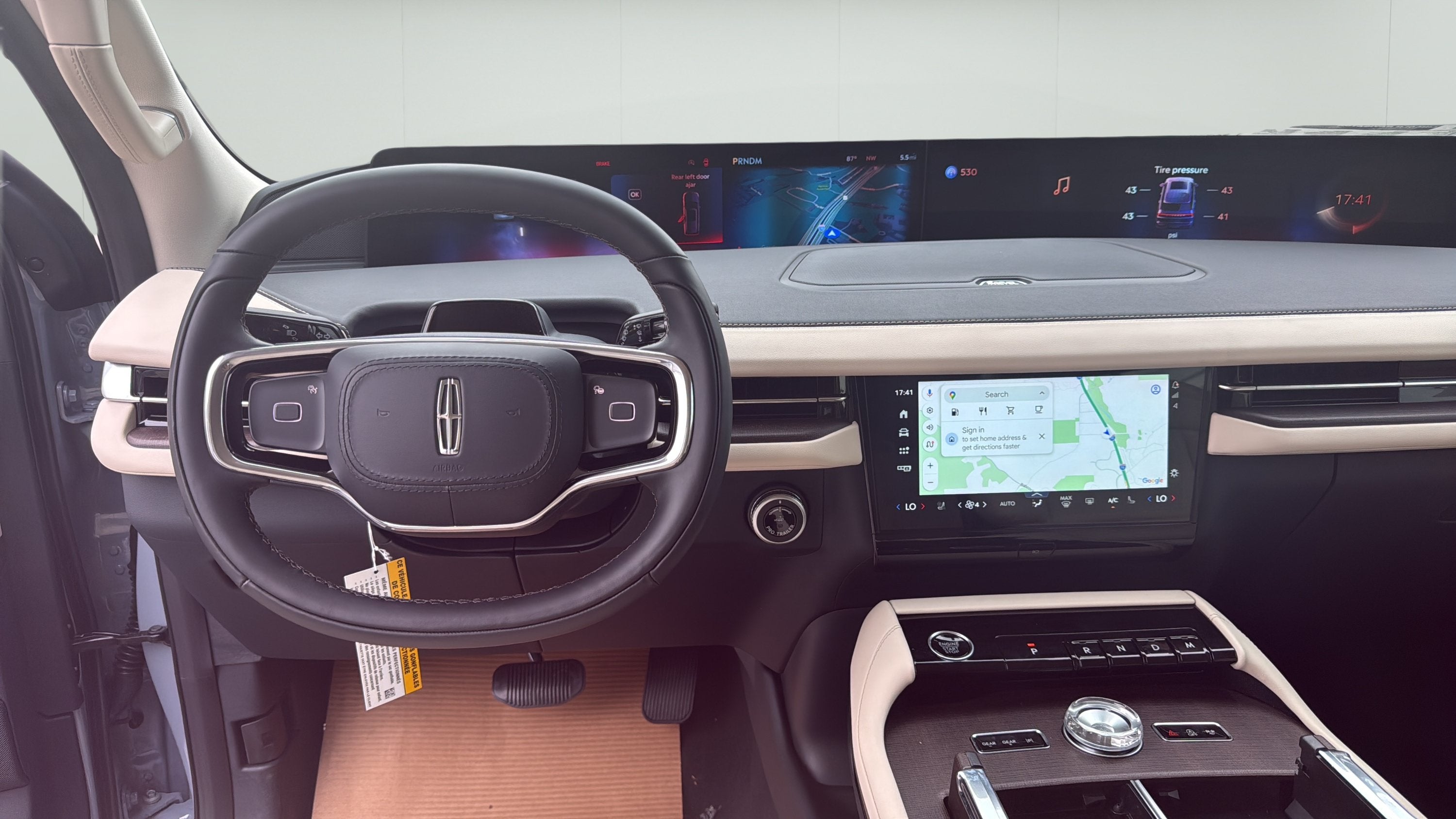 2027 Lincoln Navigator L Premiere