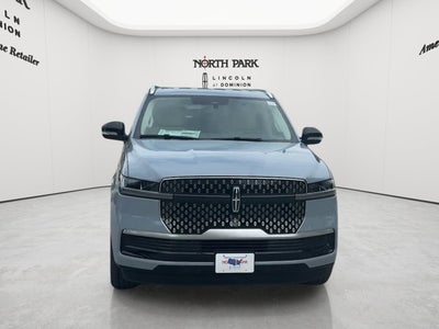 2027 Lincoln Navigator L Premiere