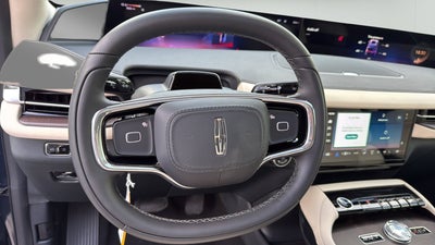 2027 Lincoln Navigator L Reserve