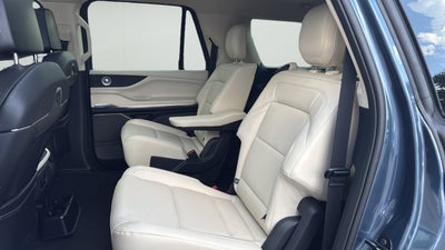 2027 Lincoln Navigator L Reserve