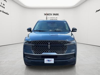 2027 Lincoln Navigator L Reserve