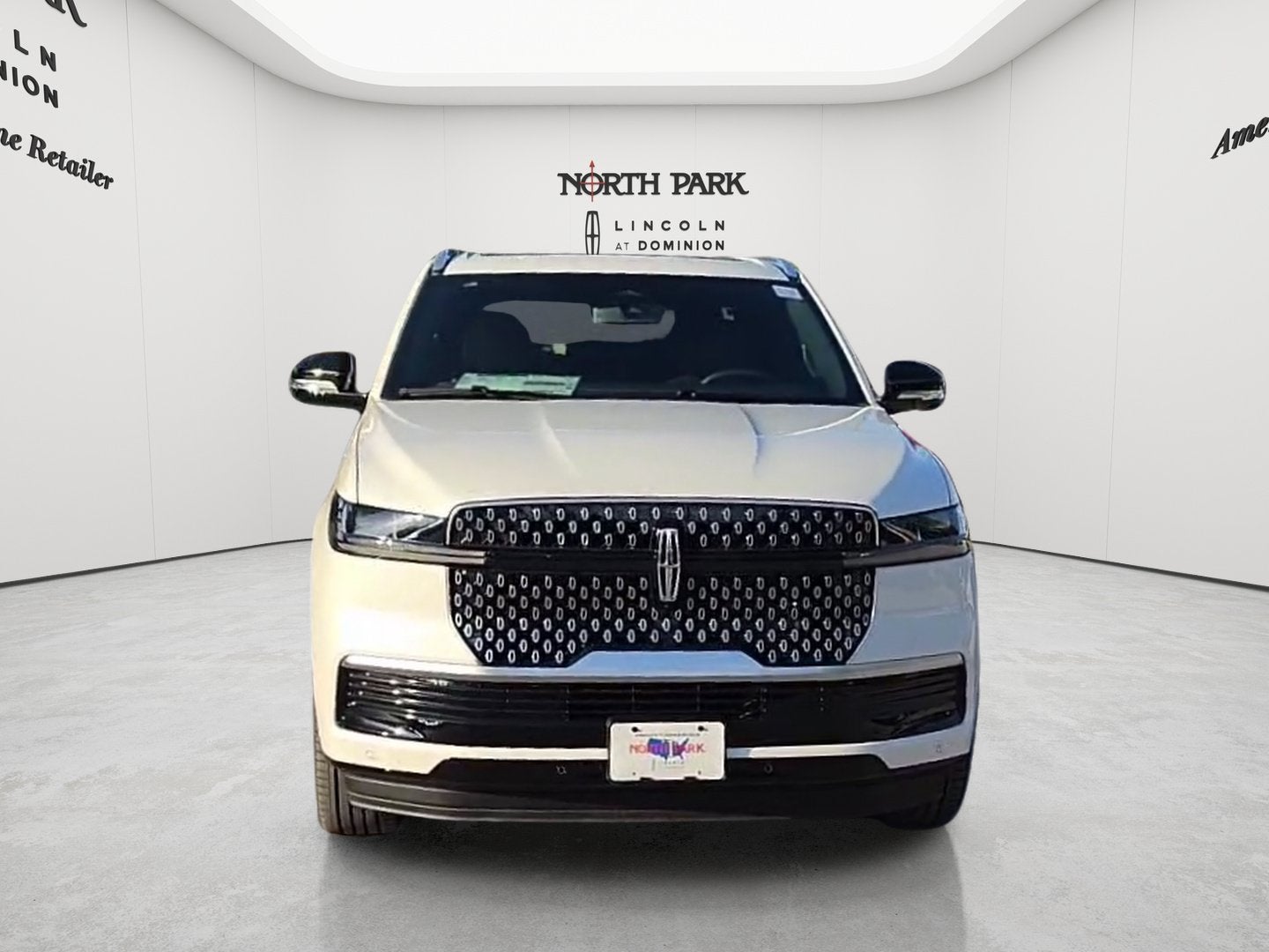 2027 Lincoln Navigator L Reserve