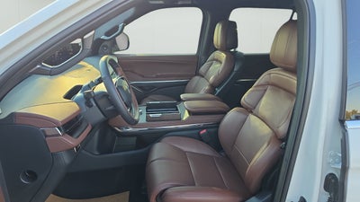 2027 Lincoln Navigator L Reserve