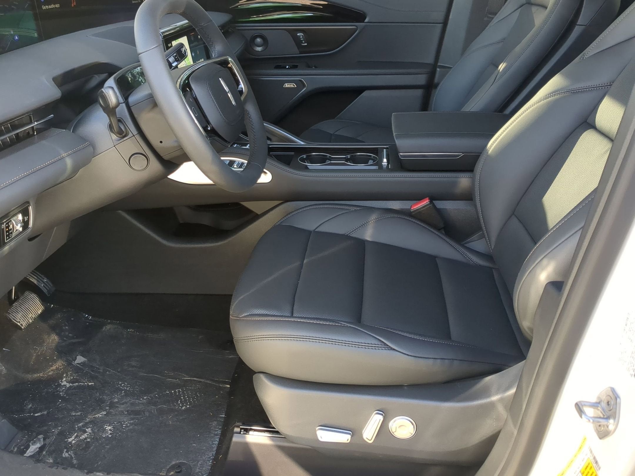 2026 Lincoln Nautilus Premiere Hybrid