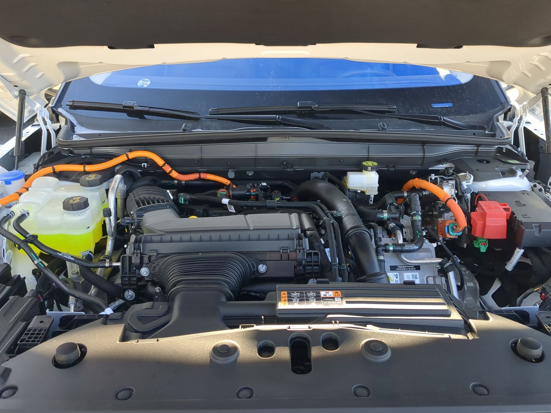 2026 Lincoln Nautilus Premiere Hybrid